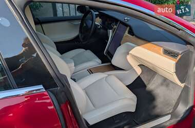 Лифтбек Tesla Model S 2019 в Киеве