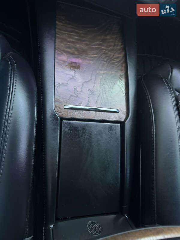 Лифтбек Tesla Model S 2018 в Коломые