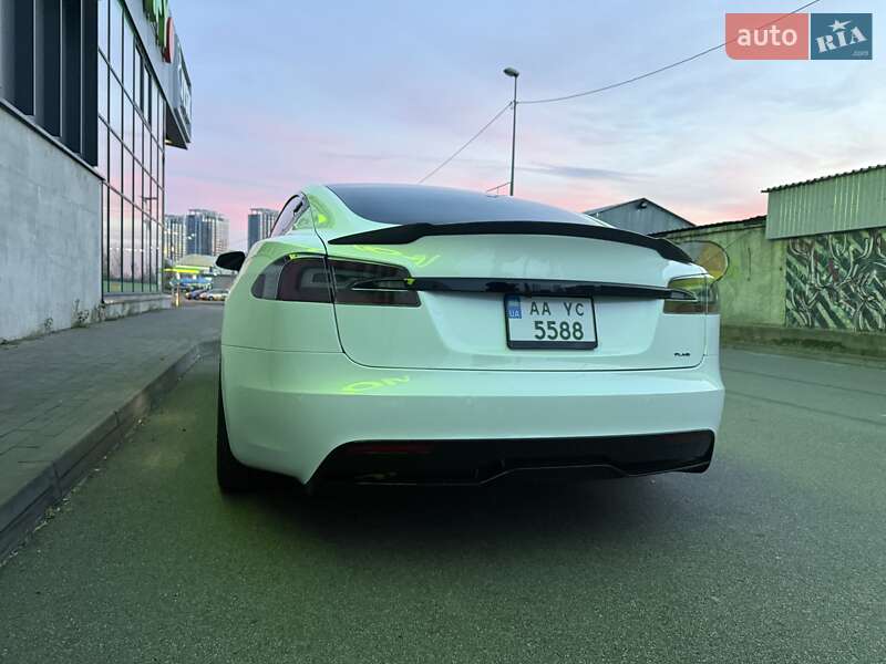 Лифтбек Tesla Model S 2021 в Киеве фото 32 Лифтбек Tesla Model S 2021 в Киеве