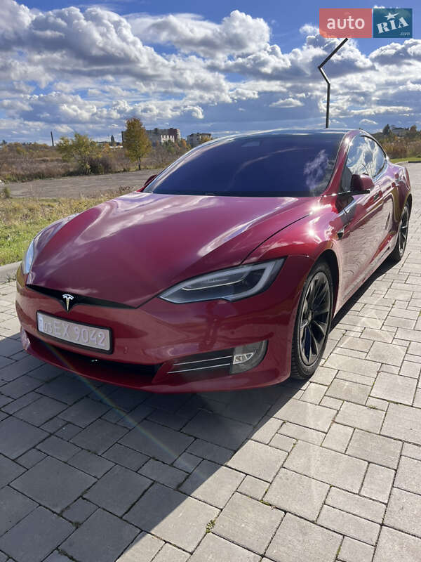 Tesla Model S 2017