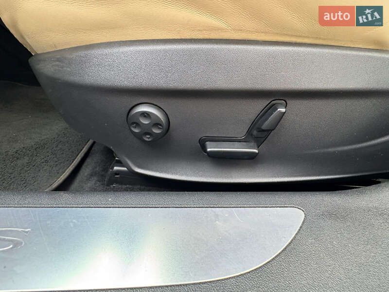 Лифтбек Tesla Model S 2016 в Одессе