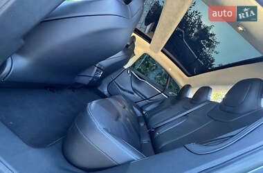 Лифтбек Tesla Model S 2017 в Одессе