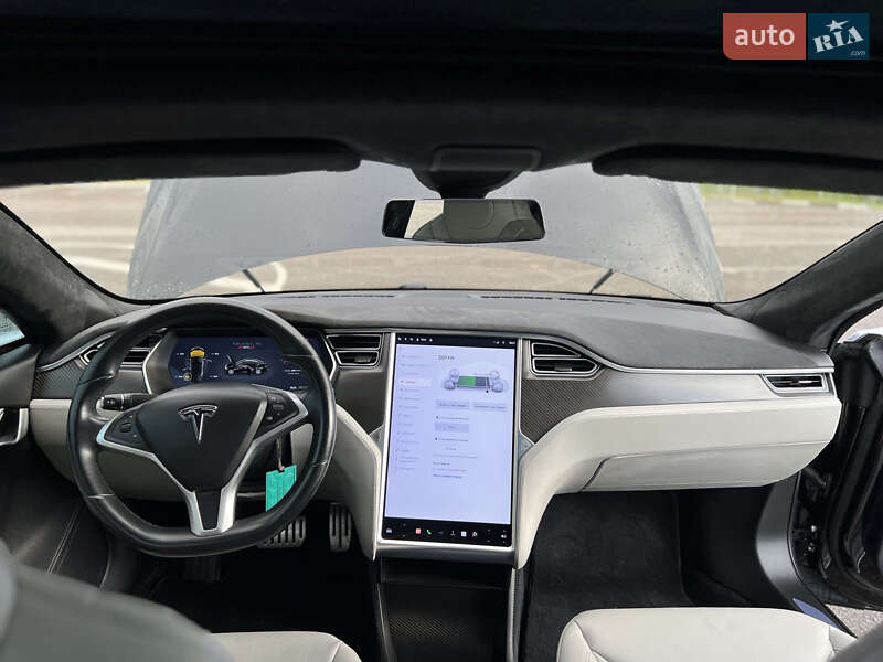 Лифтбек Tesla Model S 2015 в Ровно фото 12 Лифтбек Tesla Model S 2015 в Ровно