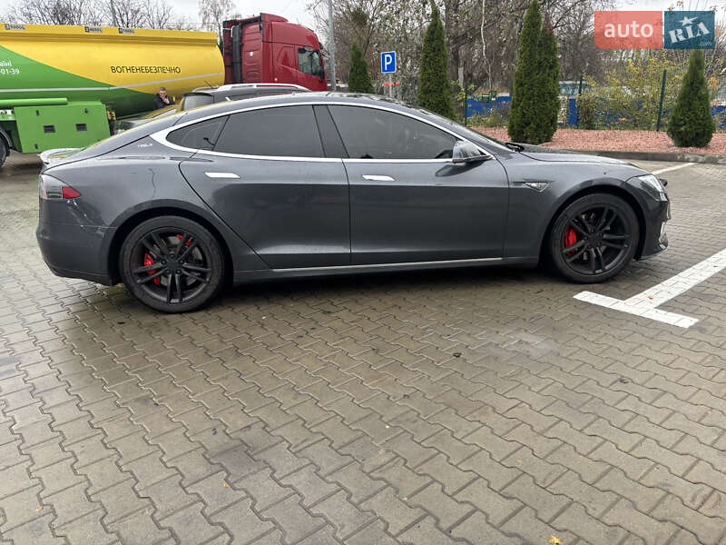 Ліфтбек Tesla Model S 2015 в Житомирі фото 6 Ліфтбек Tesla Model S 2015 в Житомирі