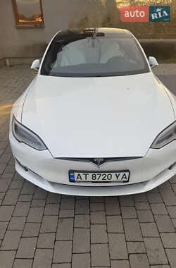 Ліфтбек Tesla Model S 2019 в Івано-Франківську