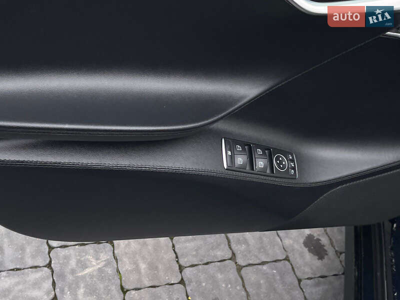Лифтбек Tesla Model S 2013 в Львове фото 23 Лифтбек Tesla Model S 2013 в Львове