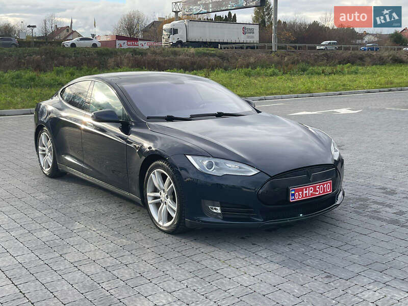 Лифтбек Tesla Model S 2013 в Львове фото 27 Лифтбек Tesla Model S 2013 в Львове