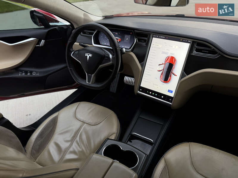 Ліфтбек Tesla Model S 2013 в Луцьку фото 26 Ліфтбек Tesla Model S 2013 в Луцьку