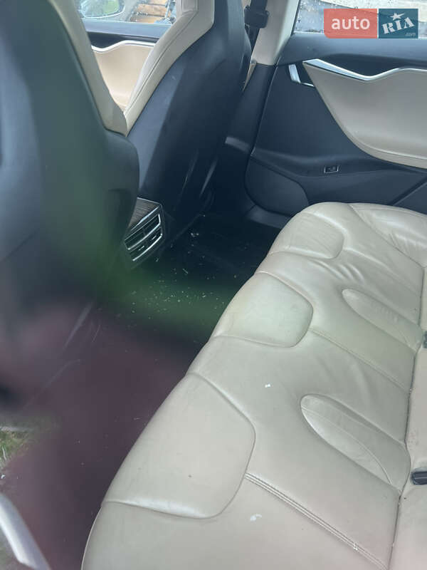 Ліфтбек Tesla Model S 2013 в Одесі фото 9 Ліфтбек Tesla Model S 2013 в Одесі