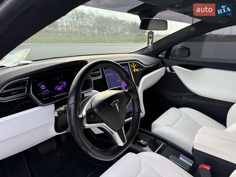 Ліфтбек Tesla Model S 2017 в Кам'янському фото 22 Ліфтбек Tesla Model S 2017 в Кам'янському