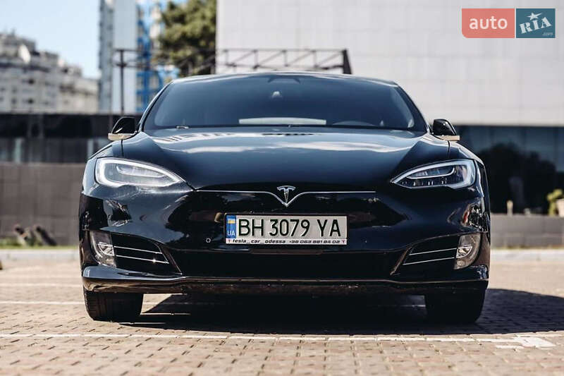 Ліфтбек Tesla Model S 2018 в Одесі фото 3 Ліфтбек Tesla Model S 2018 в Одесі