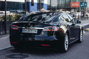 Лифтбек Tesla Model S 2018 в Одессе