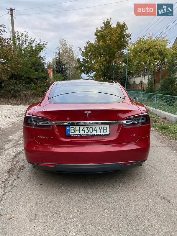 Ліфтбек Tesla Model S 2013 в Одесі фото 3 Ліфтбек Tesla Model S 2013 в Одесі