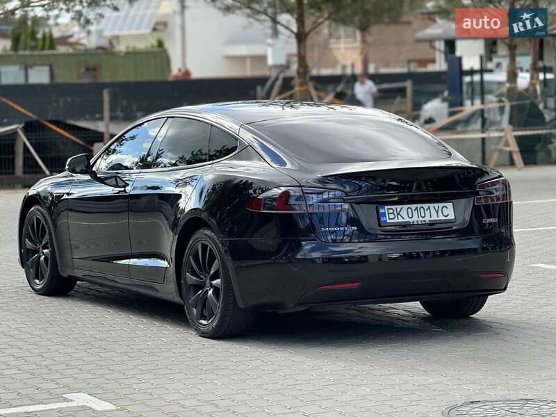 Ліфтбек Tesla Model S 2018 в Рівному фото 8 Ліфтбек Tesla Model S 2018 в Рівному