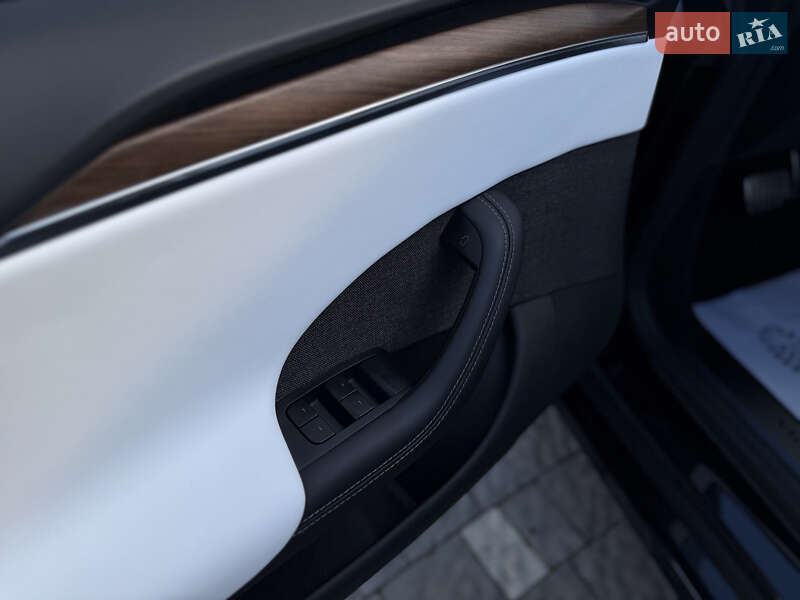 Лифтбек Tesla Model S 2024 в Дрогобыче фото 88 Лифтбек Tesla Model S 2024 в Дрогобыче