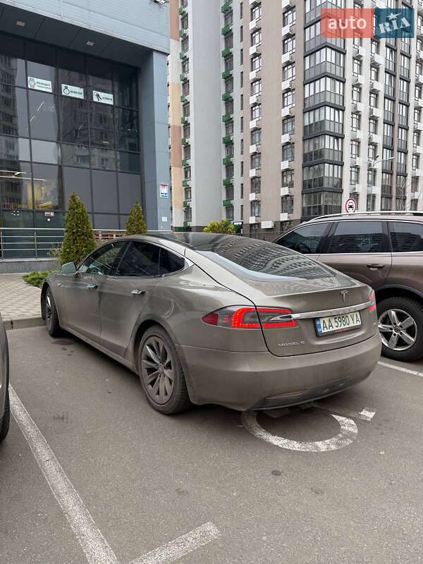 Ліфтбек Tesla Model S 2016 в Березівці фото 3 Ліфтбек Tesla Model S 2016 в Березівці