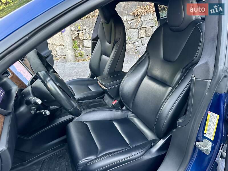 Ліфтбек Tesla Model S 2020 в Ужгороді