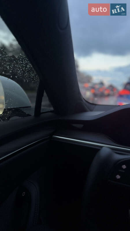 Лифтбек Tesla Model S 2023 в Львове фото 55 Лифтбек Tesla Model S 2023 в Львове