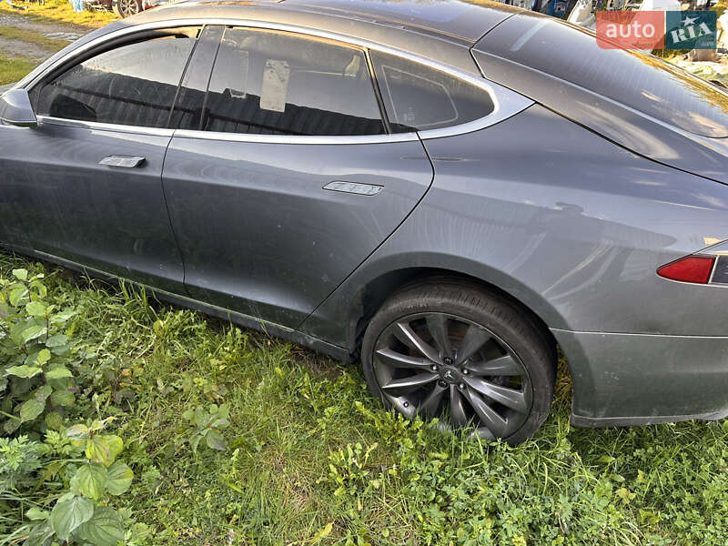 Лифтбек Tesla Model S 2013 в Самборе фото 3 Лифтбек Tesla Model S 2013 в Самборе