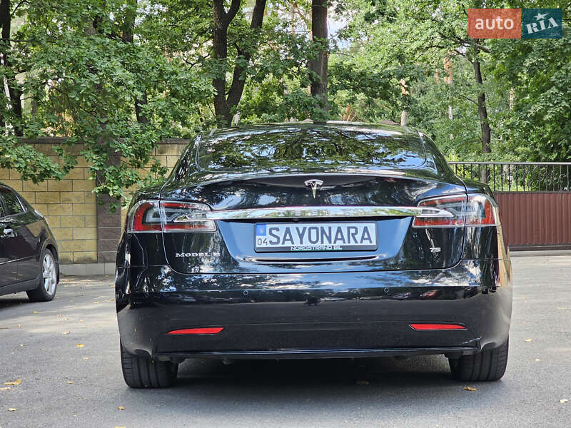 Ліфтбек Tesla Model S 2017 в Чорноморську