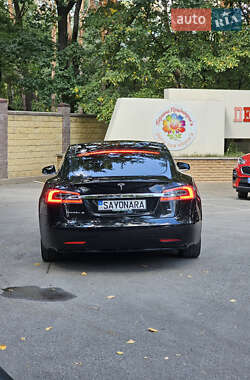 Ліфтбек Tesla Model S 2017 в Чорноморську