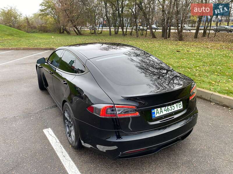 Лифтбек Tesla Model S 2021 в Киеве фото 12 Лифтбек Tesla Model S 2021 в Киеве