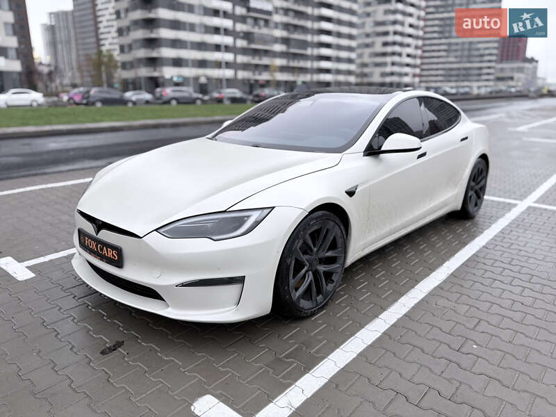Tesla Model S 2022