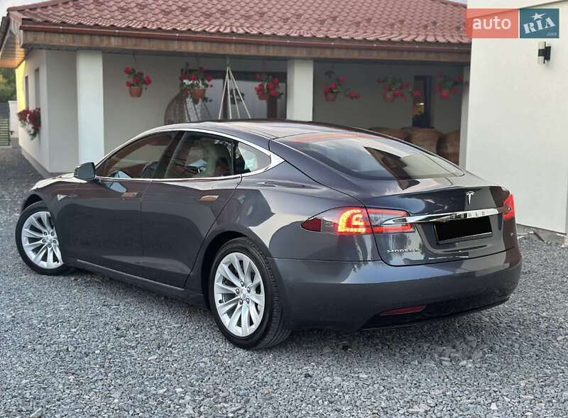 Ліфтбек Tesla Model S 2016 в Ужгороді фото 2 Ліфтбек Tesla Model S 2016 в Ужгороді