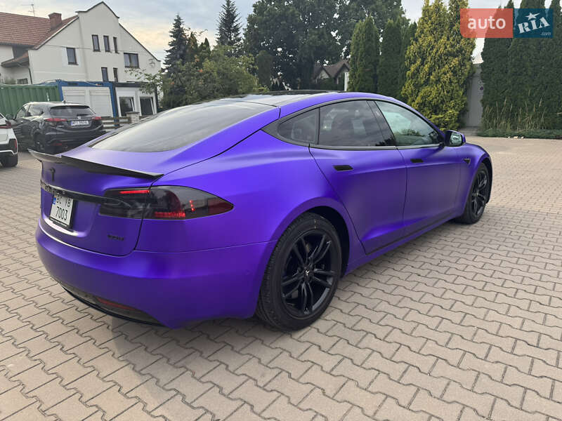 Ліфтбек Tesla Model S 2017 в Львові фото 8 Ліфтбек Tesla Model S 2017 в Львові