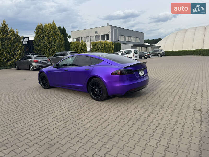 Ліфтбек Tesla Model S 2017 в Львові фото 11 Ліфтбек Tesla Model S 2017 в Львові