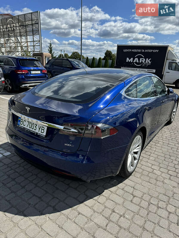 Ліфтбек Tesla Model S 2017 в Львові фото 29 Ліфтбек Tesla Model S 2017 в Львові