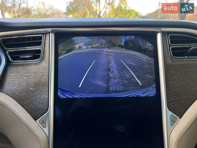 Ліфтбек Tesla Model S 2012 в Одесі фото 23 Ліфтбек Tesla Model S 2012 в Одесі