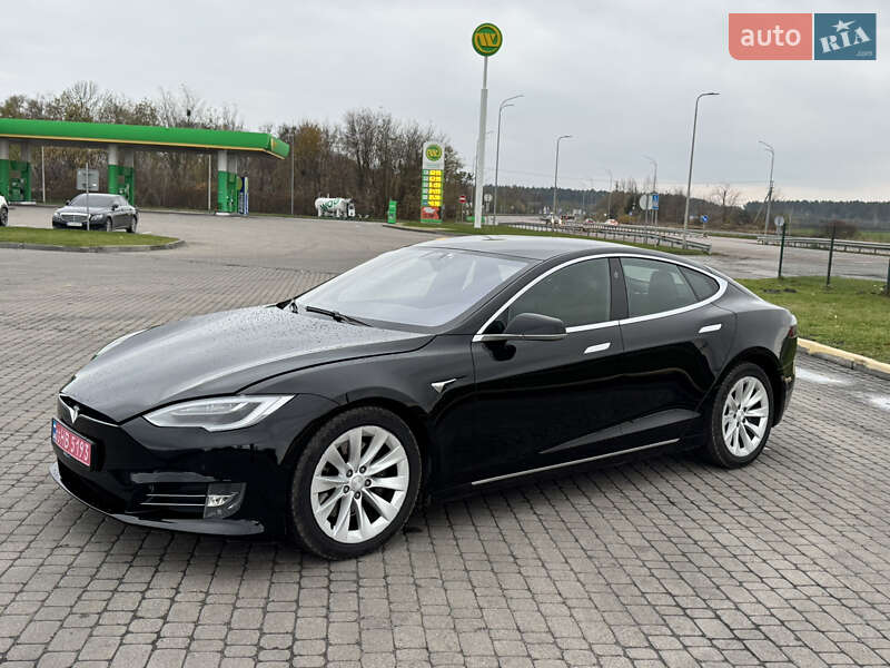 Лифтбек Tesla Model S 2019 в Радивилове фото 3 Лифтбек Tesla Model S 2019 в Радивилове