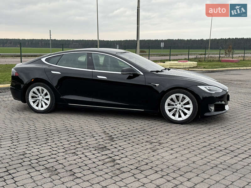 Лифтбек Tesla Model S 2019 в Радивилове фото 9 Лифтбек Tesla Model S 2019 в Радивилове