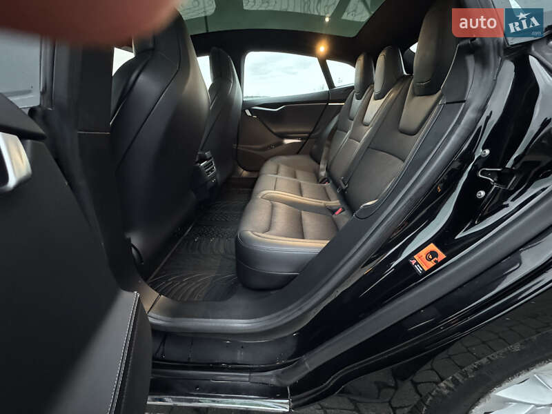 Лифтбек Tesla Model S 2019 в Радивилове фото 40 Лифтбек Tesla Model S 2019 в Радивилове