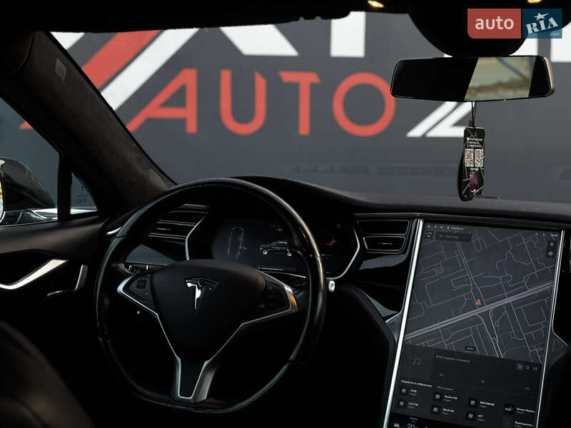 Лифтбек Tesla Model S 2015 в Львове фото 13 Лифтбек Tesla Model S 2015 в Львове