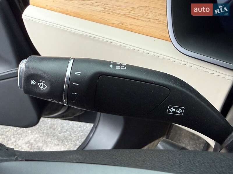 Ліфтбек Tesla Model S 2019 в Києві фото 81 Ліфтбек Tesla Model S 2019 в Києві