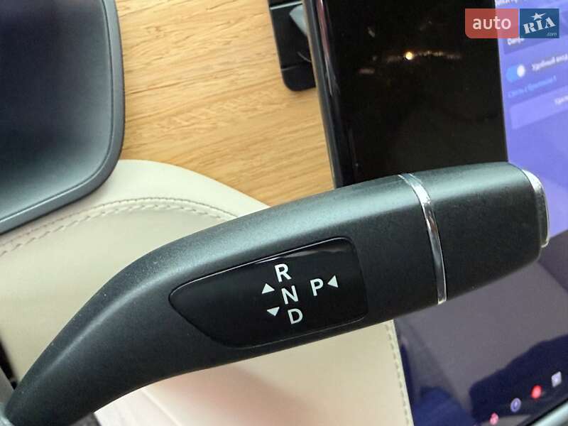 Ліфтбек Tesla Model S 2019 в Києві фото 82 Ліфтбек Tesla Model S 2019 в Києві