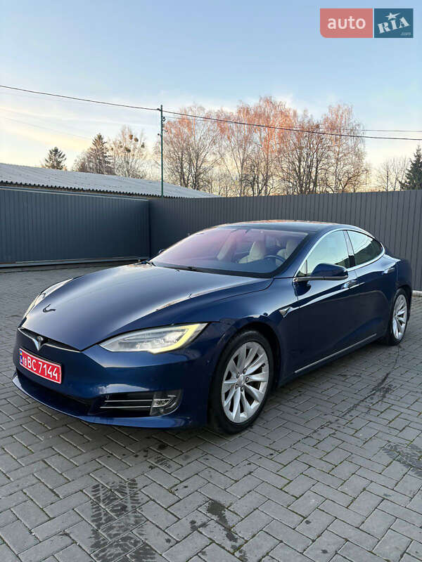 Ліфтбек Tesla Model S 2018 в Рівному фото 3 Ліфтбек Tesla Model S 2018 в Рівному