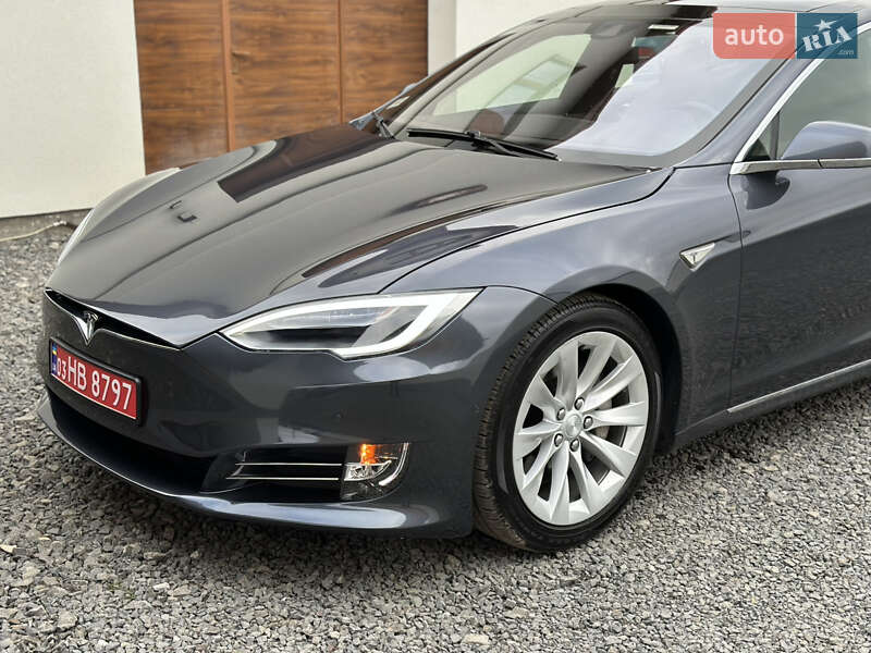 Ліфтбек Tesla Model S 2016 в Ужгороді фото 22 Ліфтбек Tesla Model S 2016 в Ужгороді