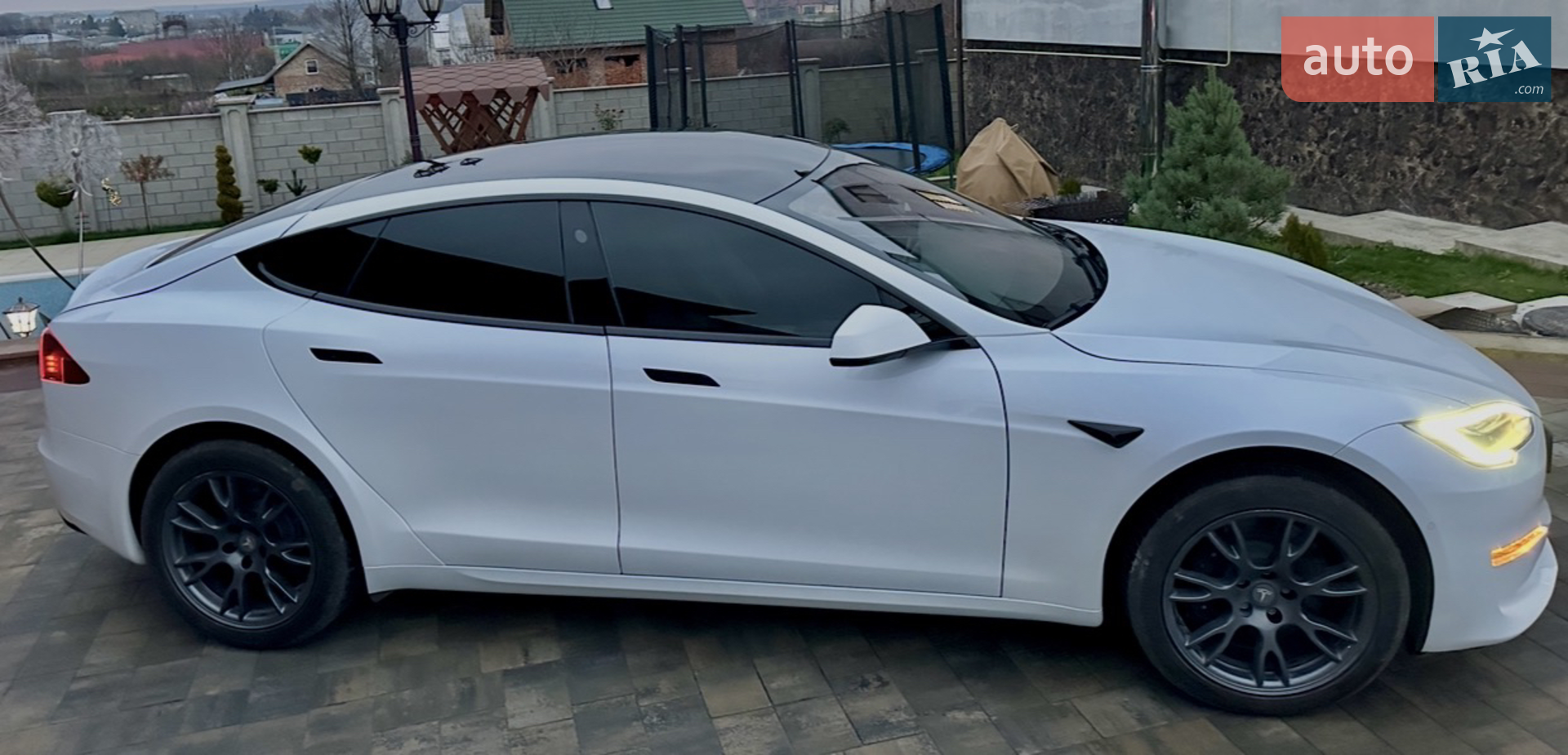 2021 Tesla Model S - мініатюра 26