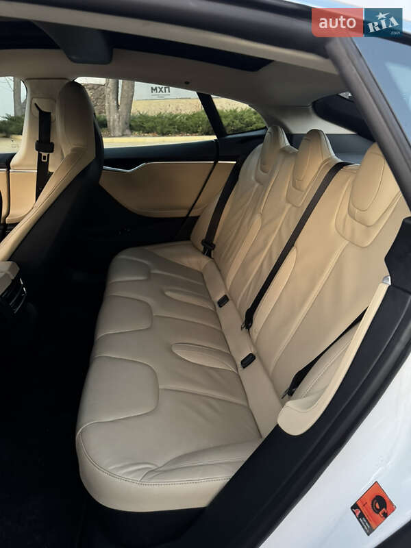 Ліфтбек Tesla Model S 2014 в Києві фото 9 Ліфтбек Tesla Model S 2014 в Києві