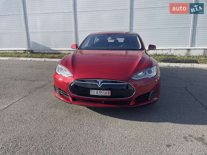Ліфтбек Tesla Model S 2015 в Львові фото 3 Ліфтбек Tesla Model S 2015 в Львові