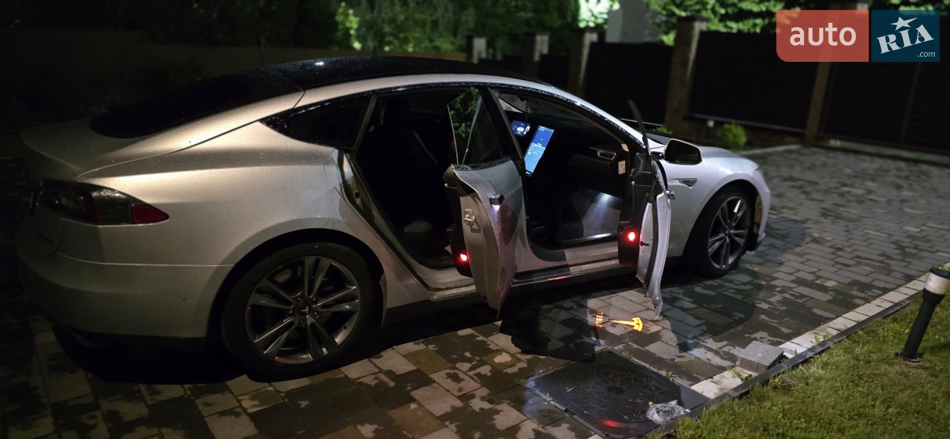 2015 Tesla Model S - мініатюра 31
