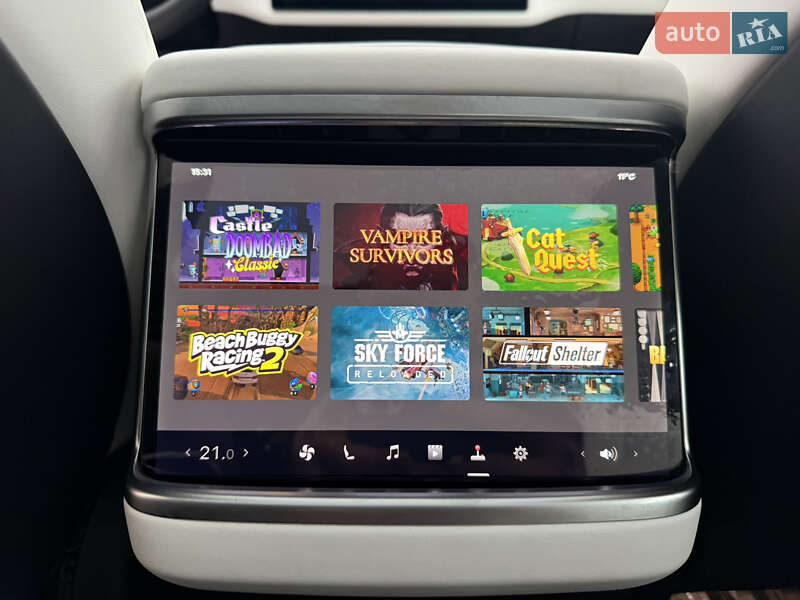 Ліфтбек Tesla Model S 2023 в Стрию фото 55 Ліфтбек Tesla Model S 2023 в Стрию