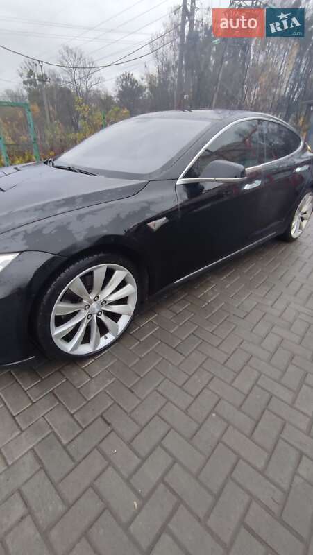 Лифтбек Tesla Model S 2014 в Житомире фото 5 Лифтбек Tesla Model S 2014 в Житомире