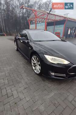 Ліфтбек Tesla Model S 2014 в Житомирі