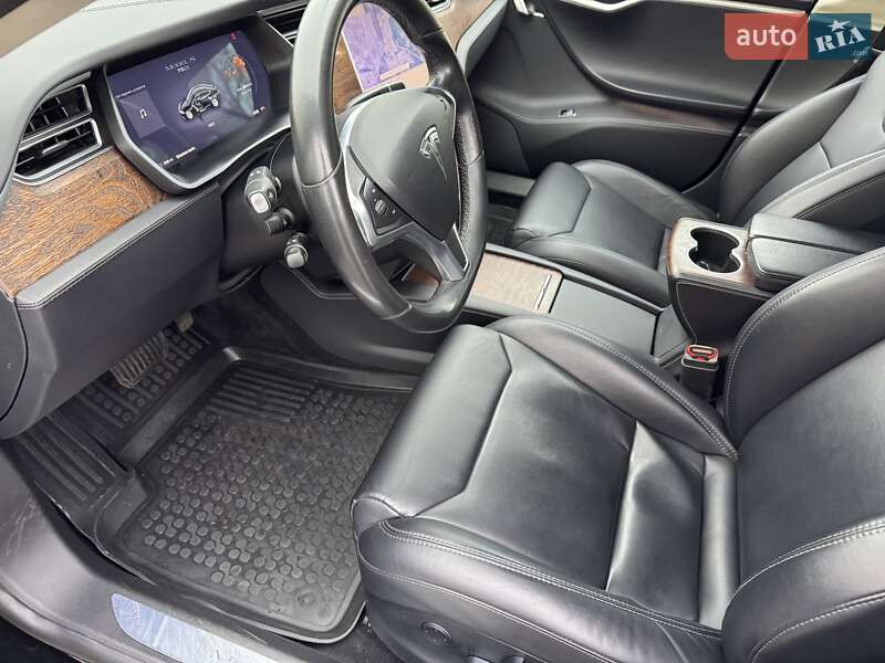 Лифтбек Tesla Model S 2017 в Ирпене фото 22 Лифтбек Tesla Model S 2017 в Ирпене