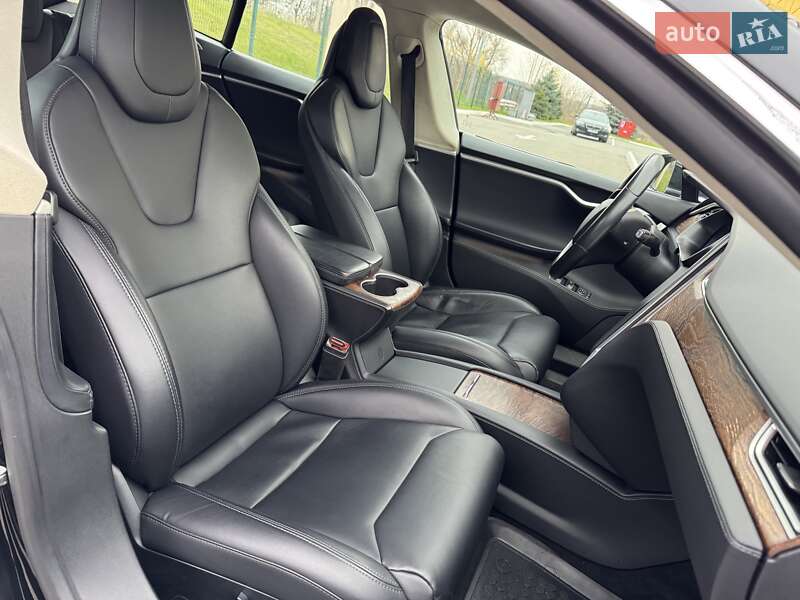 Лифтбек Tesla Model S 2017 в Ирпене фото 31 Лифтбек Tesla Model S 2017 в Ирпене