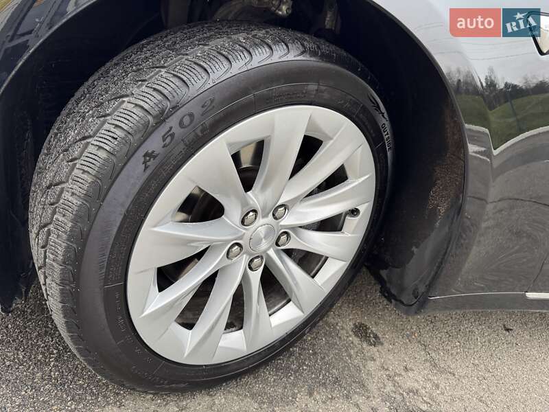 Лифтбек Tesla Model S 2017 в Ирпене фото 40 Лифтбек Tesla Model S 2017 в Ирпене